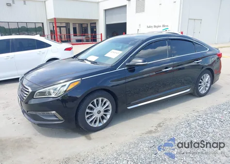 2015 Hyundai Sonata Limited z USA, uszkodzony, nr VIN 5NPE34AF3FH021041